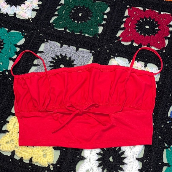 🪻3/$30 Back tie crop top!🪻 - Picture 2 of 3